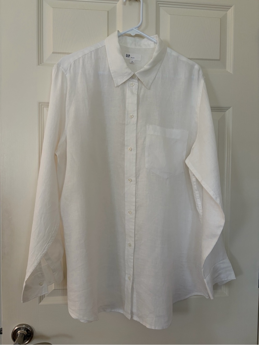 GAP White Linen Button-Up Blouse